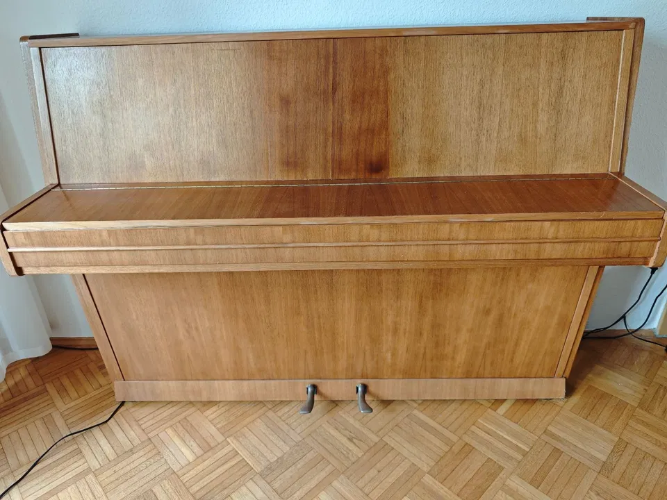 Ed. Seiler Piano, 108 cm – Kitzingen – Walnut – Very good condition – Built ca. - Image 1 of 5