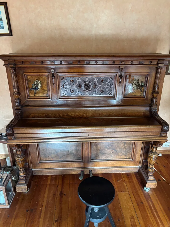 Antieke Uebel & Lechleiter-piano – ca. 1906 - Afbeelding 1 van 5