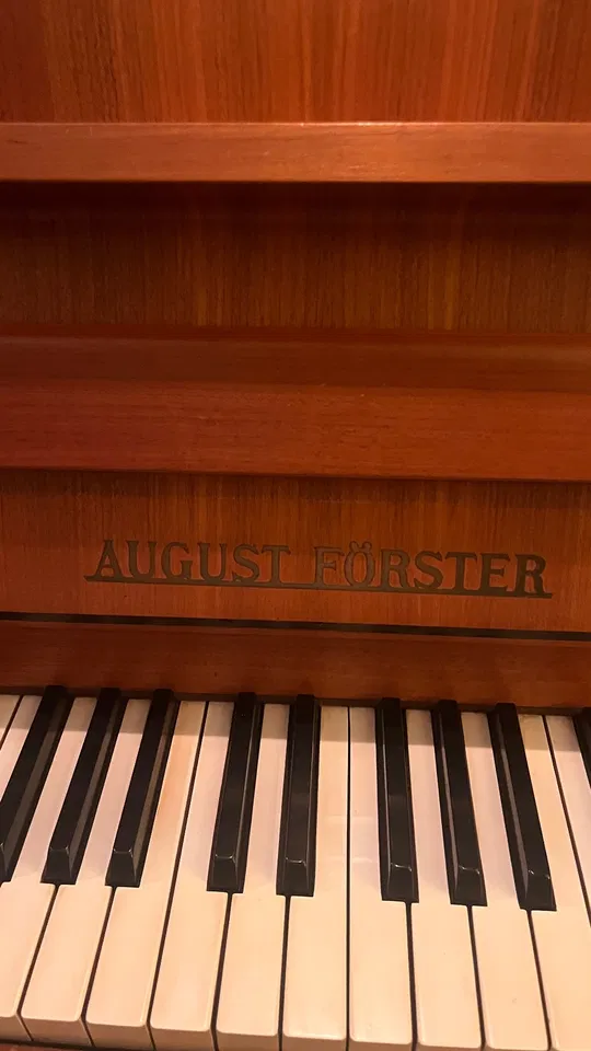 Piano August Förster + tabouret - Image 2 sur 6