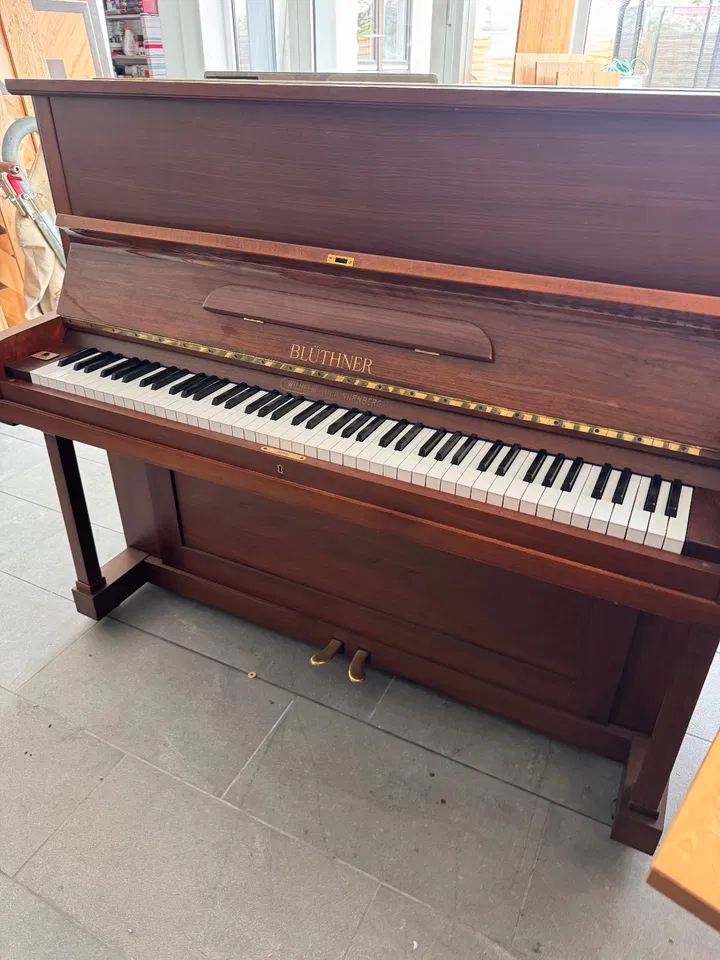 Blüthner Model A 124 built in 1935 (still) in walnut, completely overhauled. - Image 10 of 27