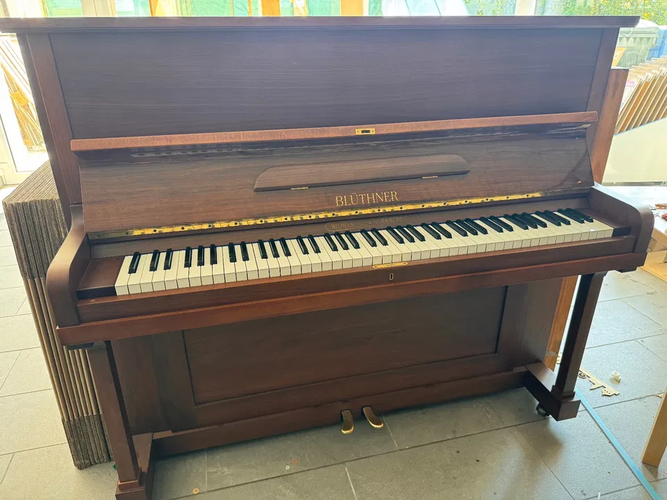 Blüthner Model A 124 built in 1935 (still) in walnut, completely overhauled. - Image 16 of 27