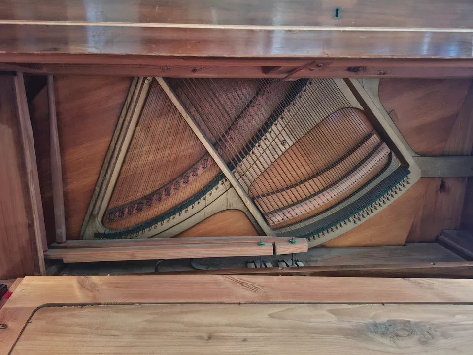 Klavier Hoffmann - Bild 5 von 6